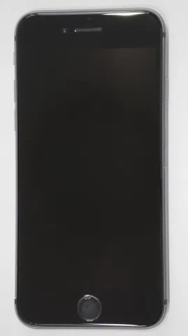 Результат замены экрана на iPhone 8 Отремонтированный Айфон 8 после замены экрана: новый экран, целое стекло, полностью работоспособный сенсор